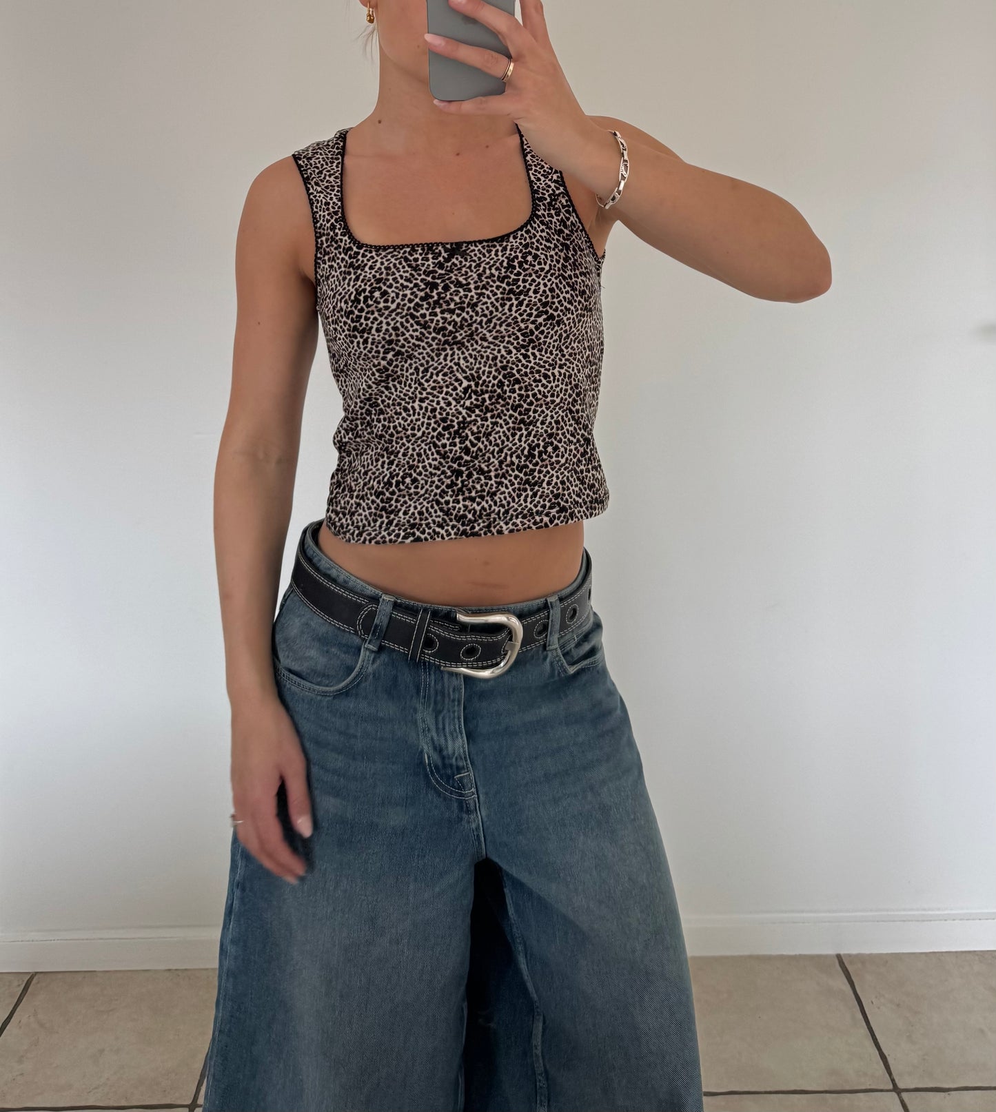 Leopard top