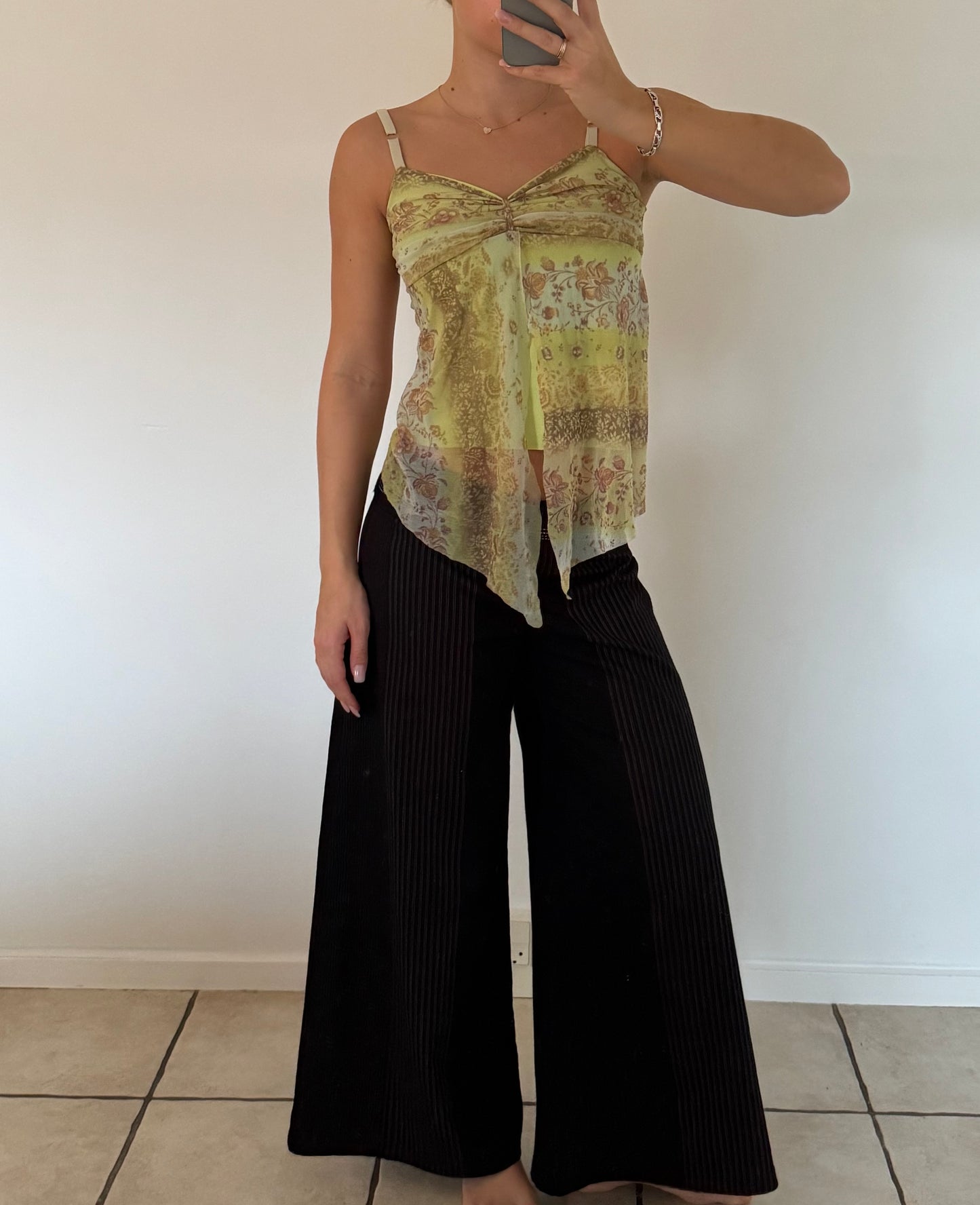Mesh top