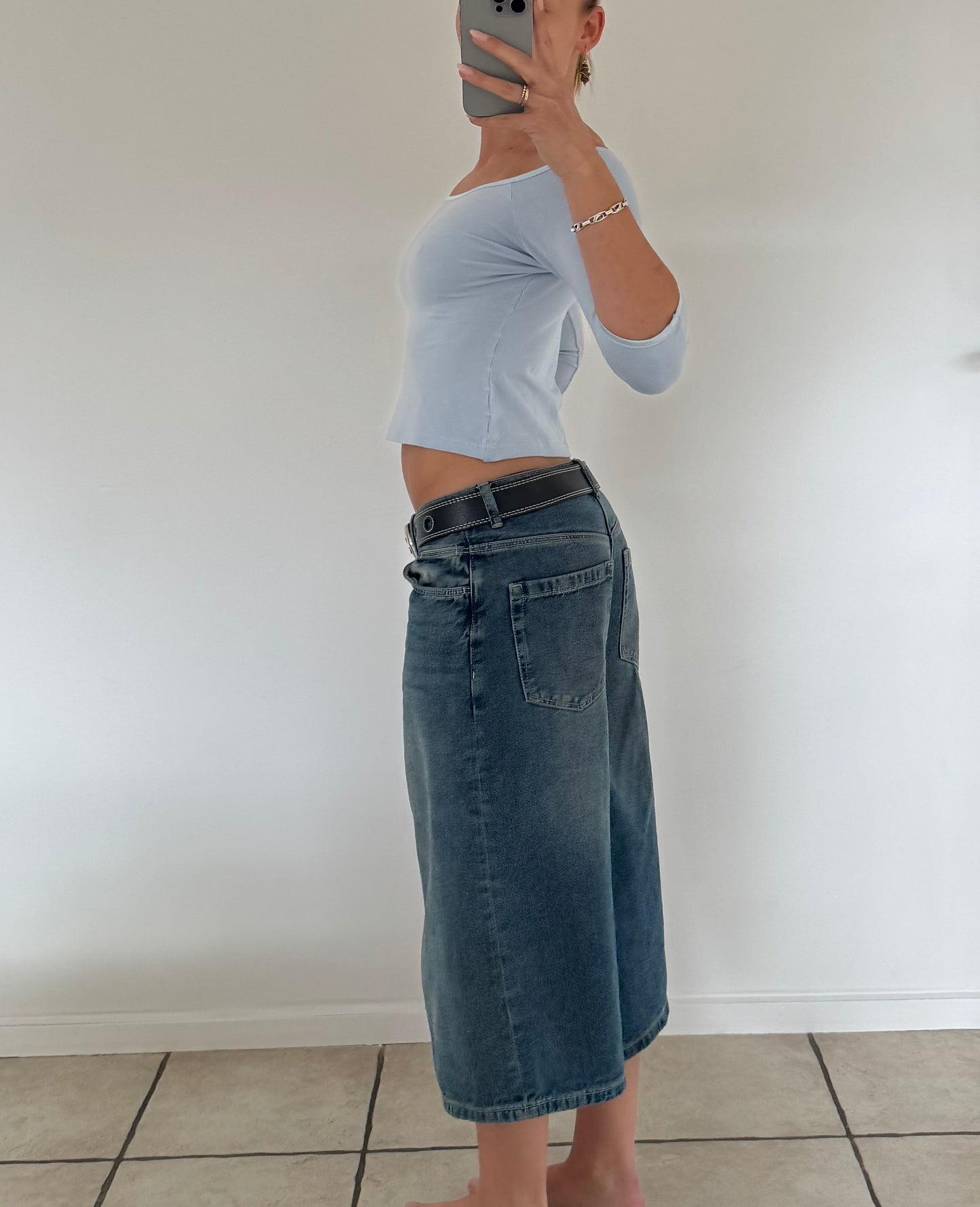 Off-shoulder
