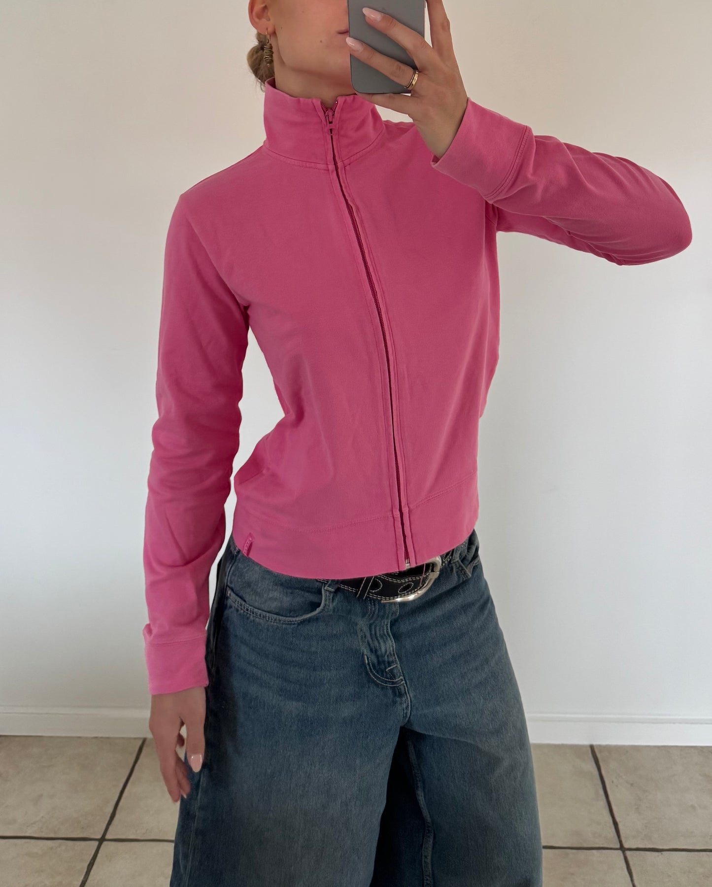 Zip up